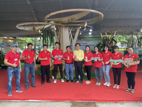 Nhân viên Công ty Agriscience